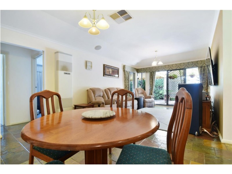 10 Equestrian Drive, Woodcroft SA 5162