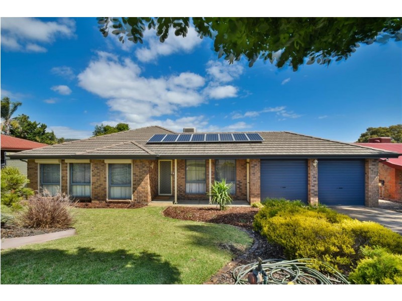 10 Equestrian Drive, Woodcroft SA 5162