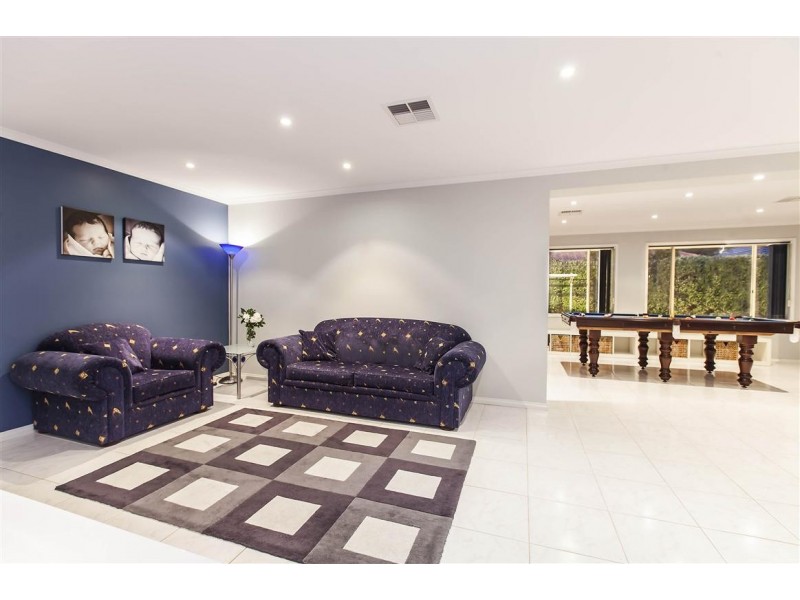 21 Holdfast Drive, Sheidow Park SA 5158