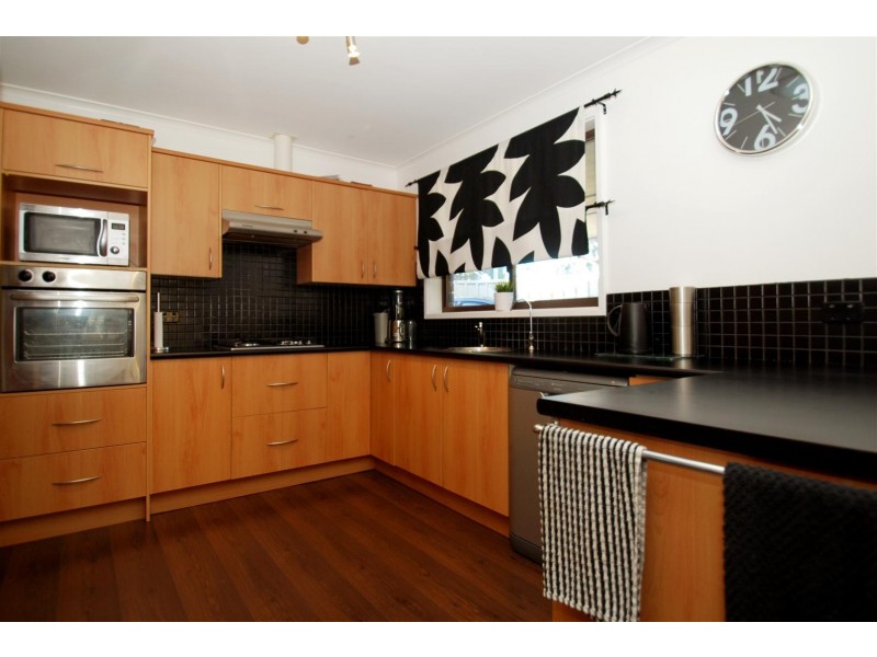 5 Tatiara Road, Happy Valley SA 5159