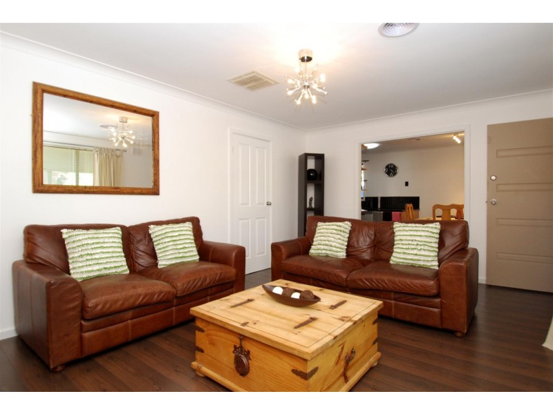 5 Tatiara Road, Happy Valley SA 5159