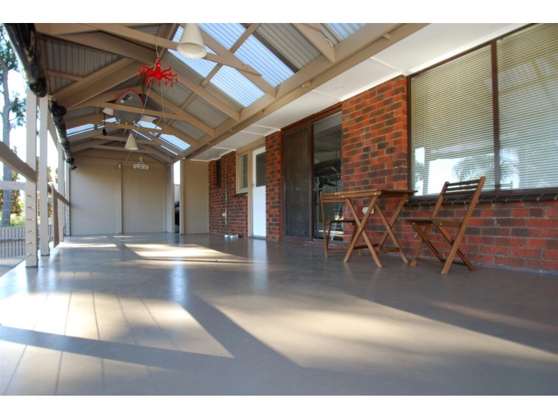 5 Tatiara Road, Happy Valley SA 5159