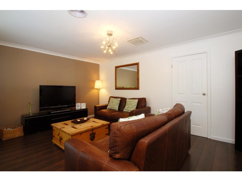 5 Tatiara Road, Happy Valley SA 5159