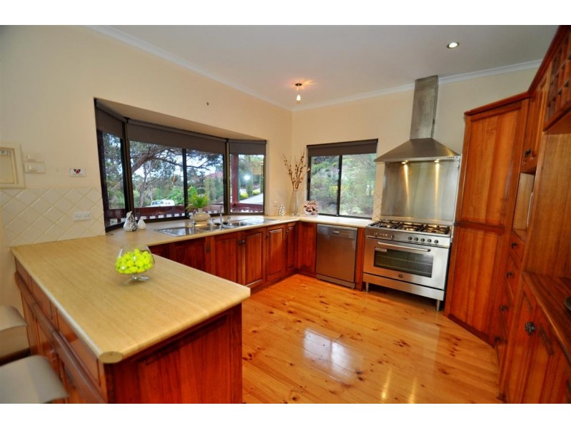 10 Challenger Court, Happy Valley SA 5159