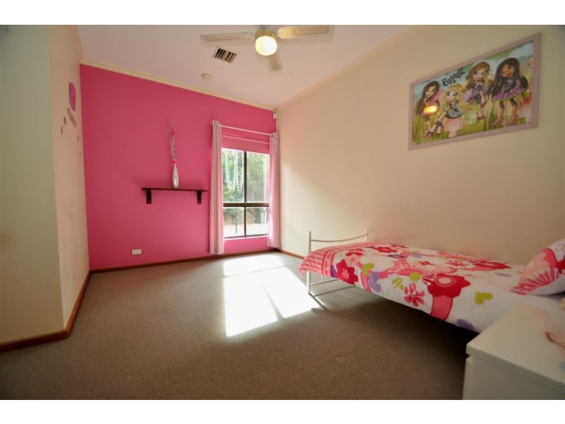 10 Challenger Court, Happy Valley SA 5159