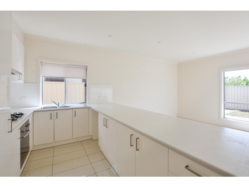 4 Fleming Avenue, Ridgehaven SA 5097