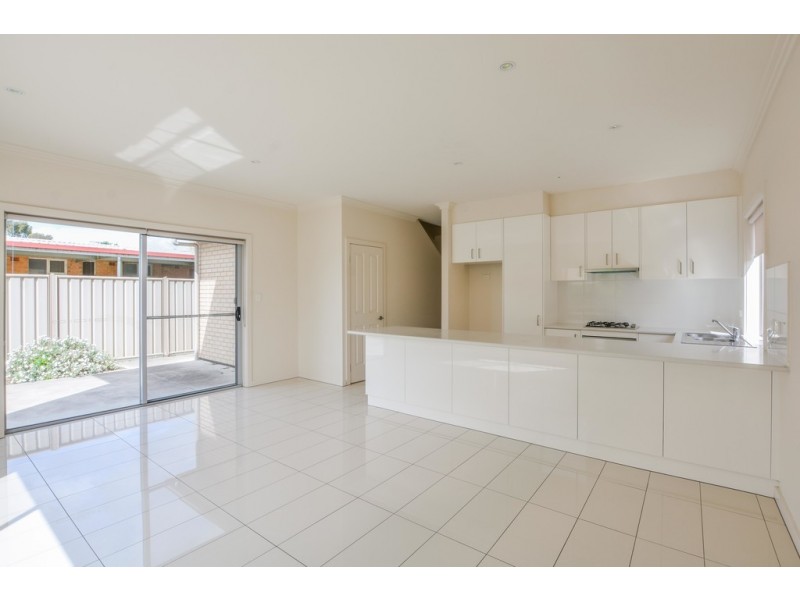 4 Fleming Avenue, Ridgehaven SA 5097