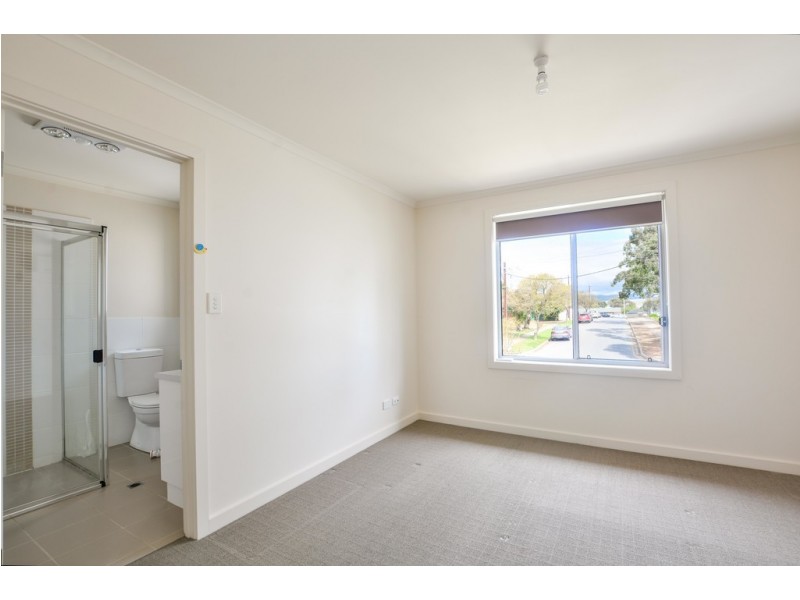 4 Fleming Avenue, Ridgehaven SA 5097