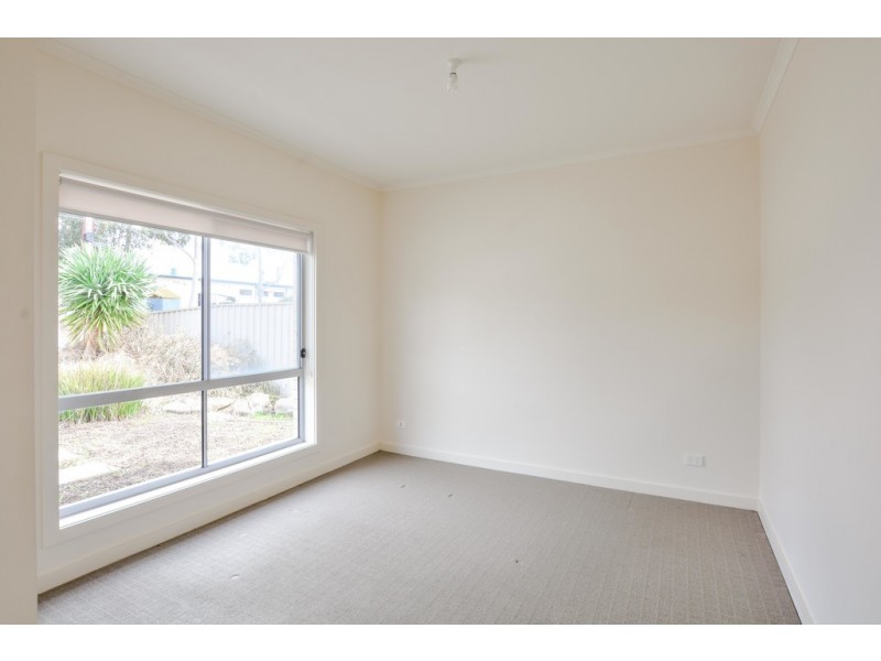 4 Fleming Avenue, Ridgehaven SA 5097