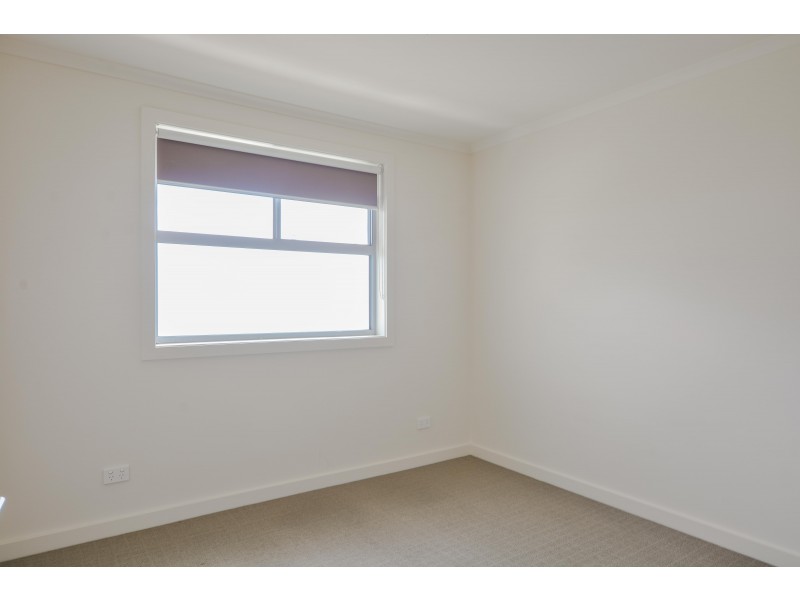 4 Fleming Avenue, Ridgehaven SA 5097