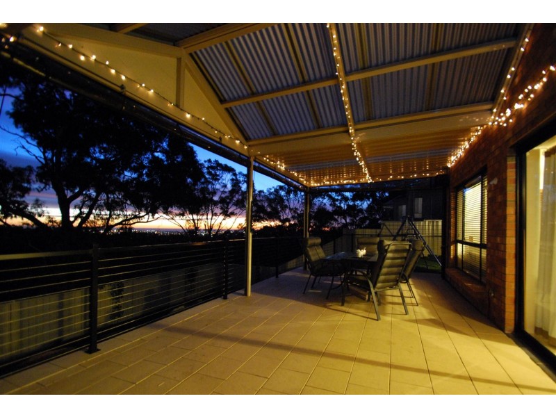 16 Grandview Court, Aberfoyle Park SA 5159