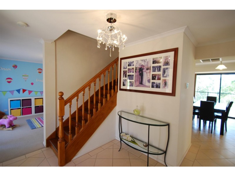 16 Grandview Court, Aberfoyle Park SA 5159