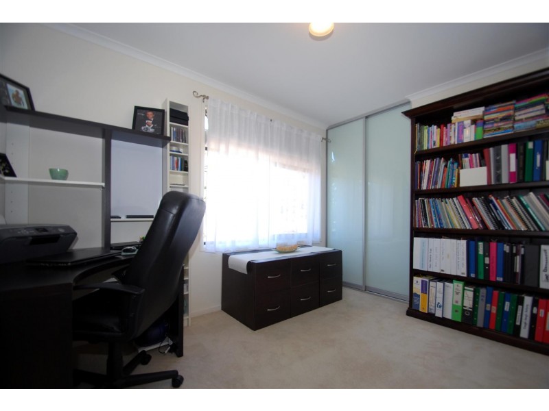 16 Grandview Court, Aberfoyle Park SA 5159