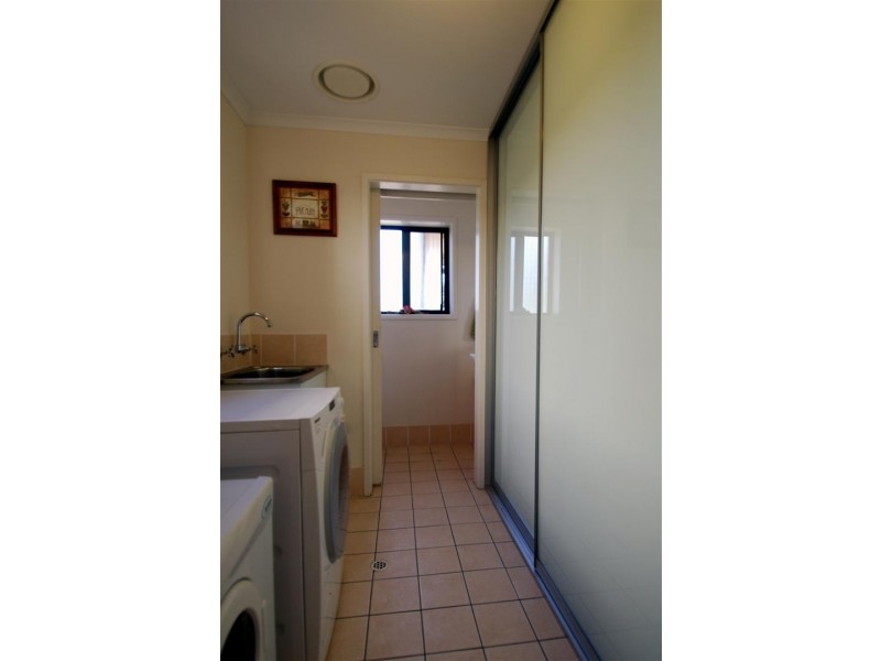 16 Grandview Court, Aberfoyle Park SA 5159