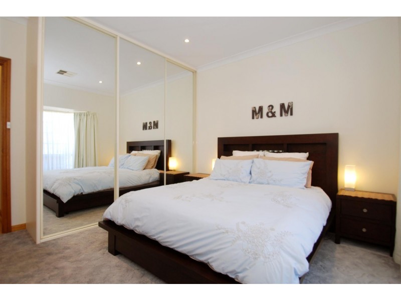2-22 Wistow Crescent, Trott Park SA 5158