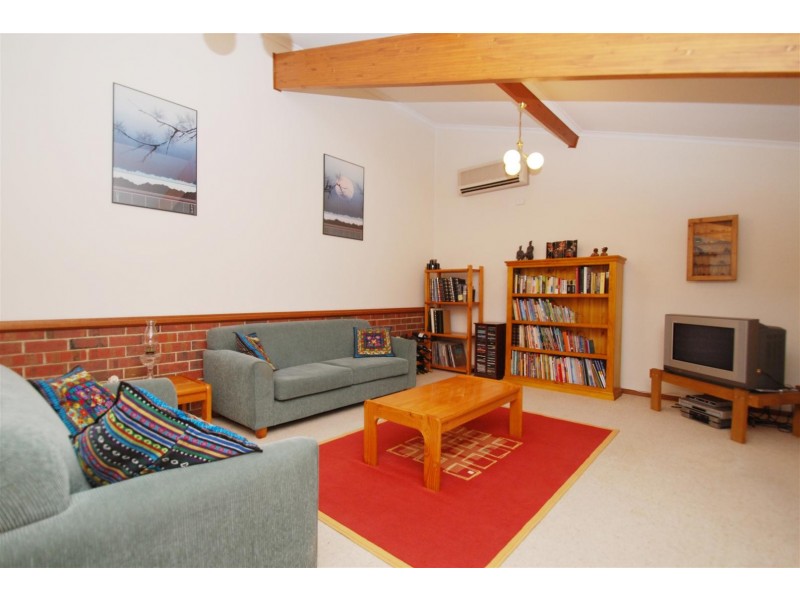 39 Hui-Hui Drive, Happy Valley SA 5159