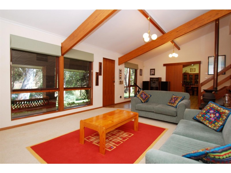 39 Hui-Hui Drive, Happy Valley SA 5159