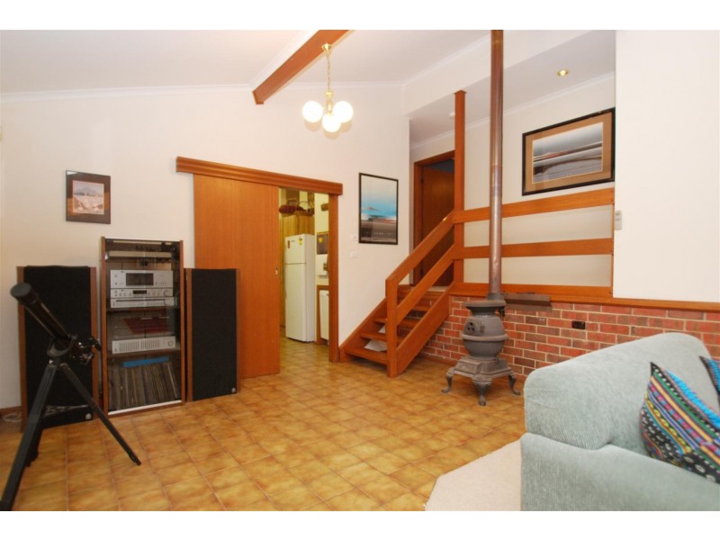 39 Hui-Hui Drive, Happy Valley SA 5159