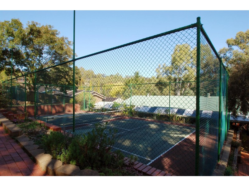 39 Hui-Hui Drive, Happy Valley SA 5159