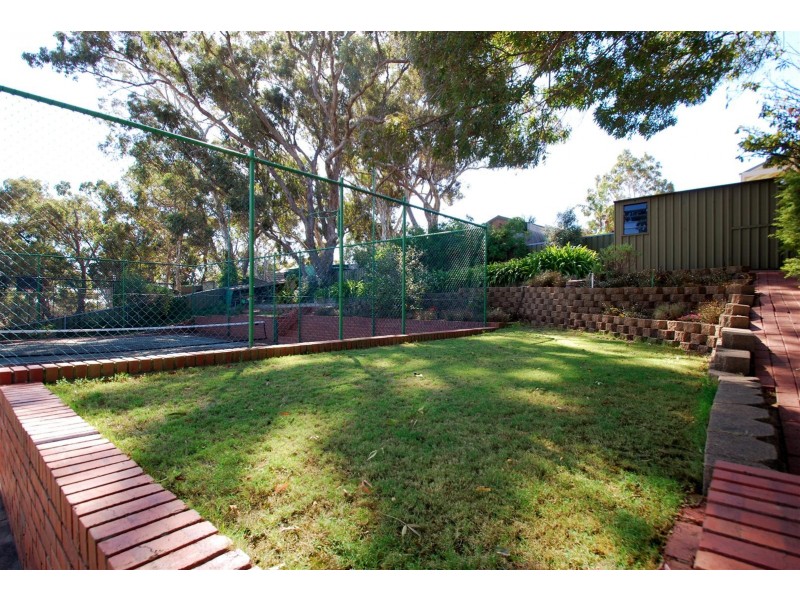 39 Hui-Hui Drive, Happy Valley SA 5159