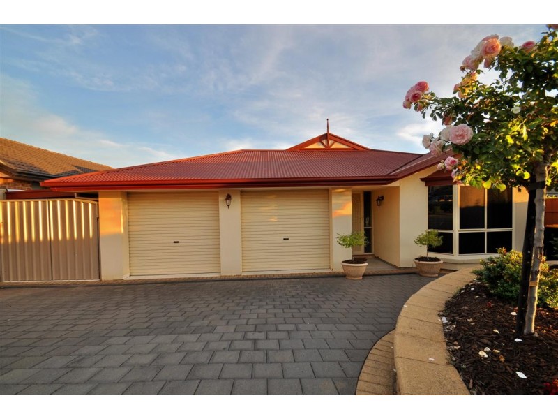 2 Jimmy Watson Drive, Woodcroft SA 5162