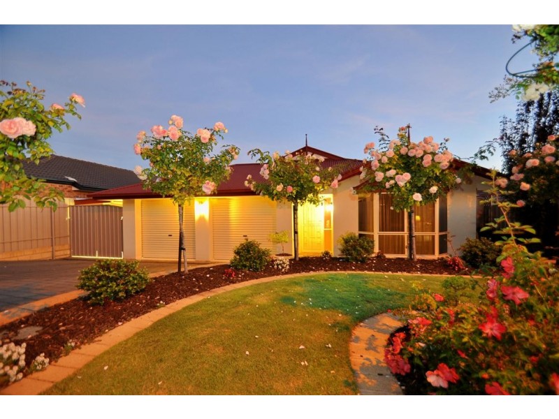 2 Jimmy Watson Drive, Woodcroft SA 5162