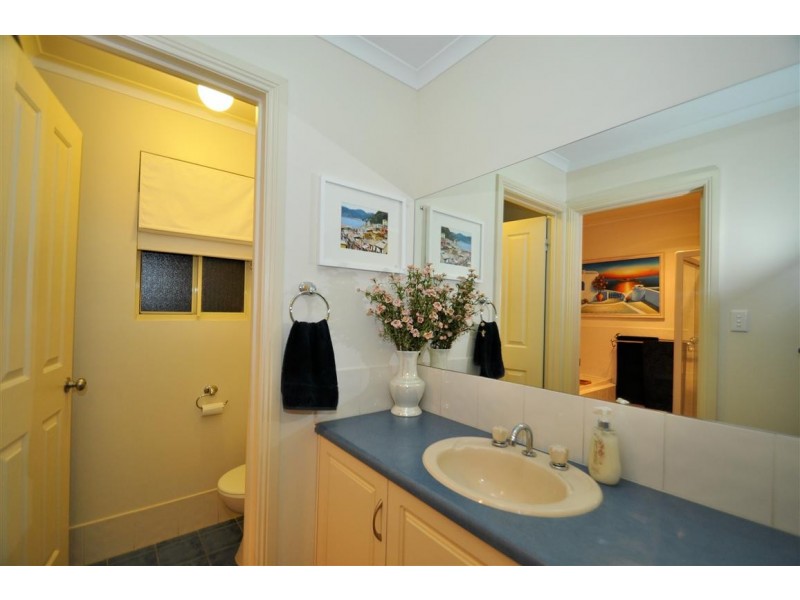 2 Jimmy Watson Drive, Woodcroft SA 5162