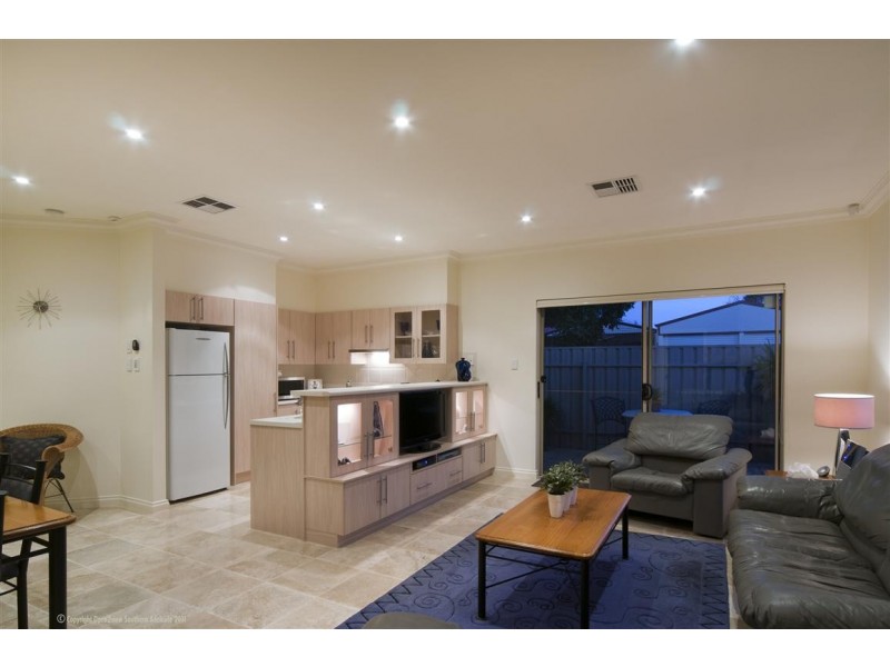 2 Bridge Street, Glenelg North SA 5045