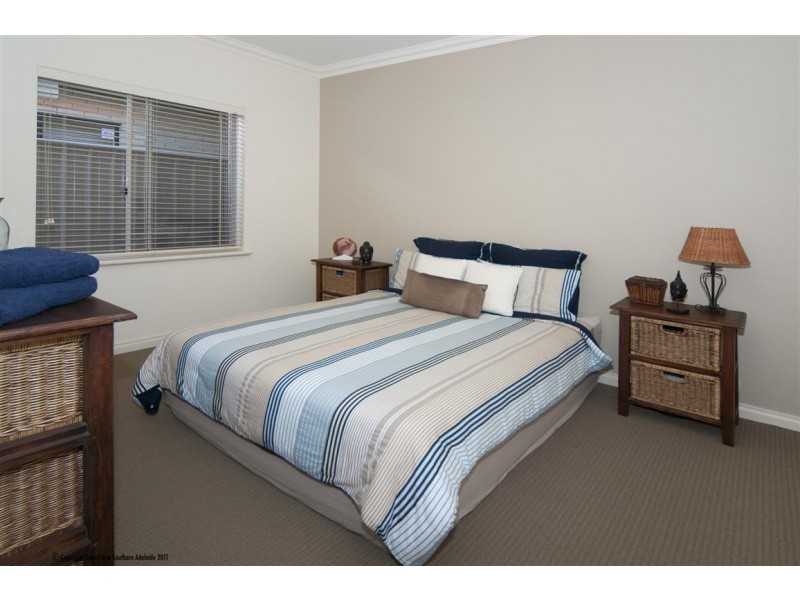2 Bridge Street, Glenelg North SA 5045
