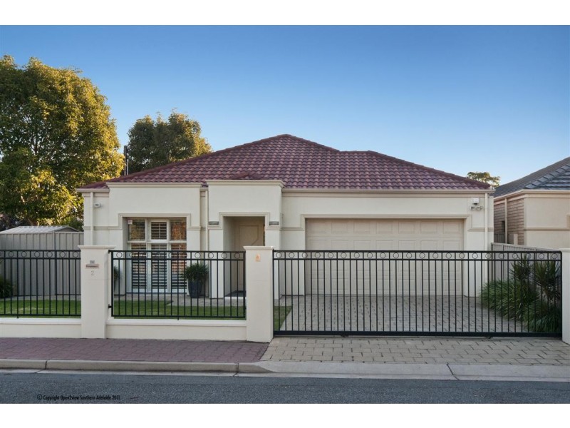 2 Bridge Street, Glenelg North SA 5045