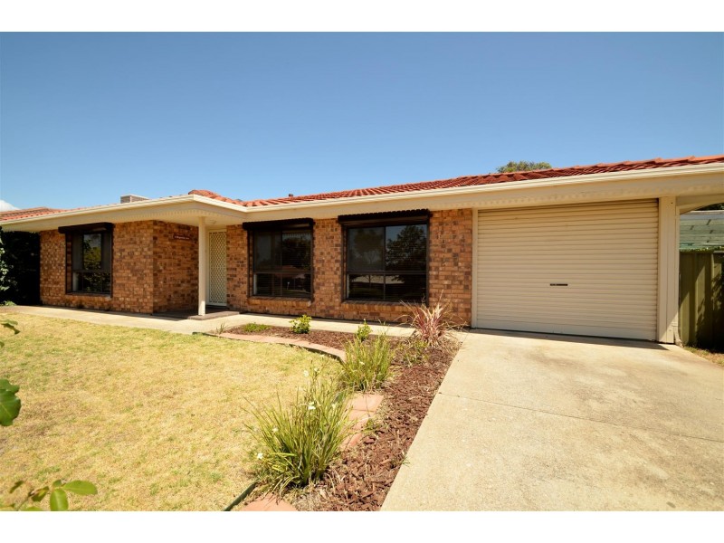 1 Magnolia Avenue, Happy Valley SA 5159