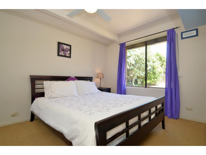 1 Magnolia Avenue, Happy Valley SA 5159