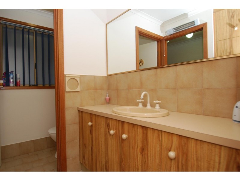 6 Lyle Street, Happy Valley SA 5159