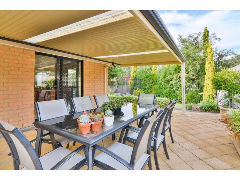 84 Jimmy Watson Drive, Woodcroft SA 5162