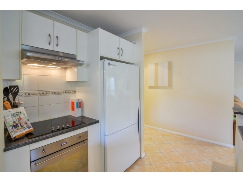 84 Jimmy Watson Drive, Woodcroft SA 5162