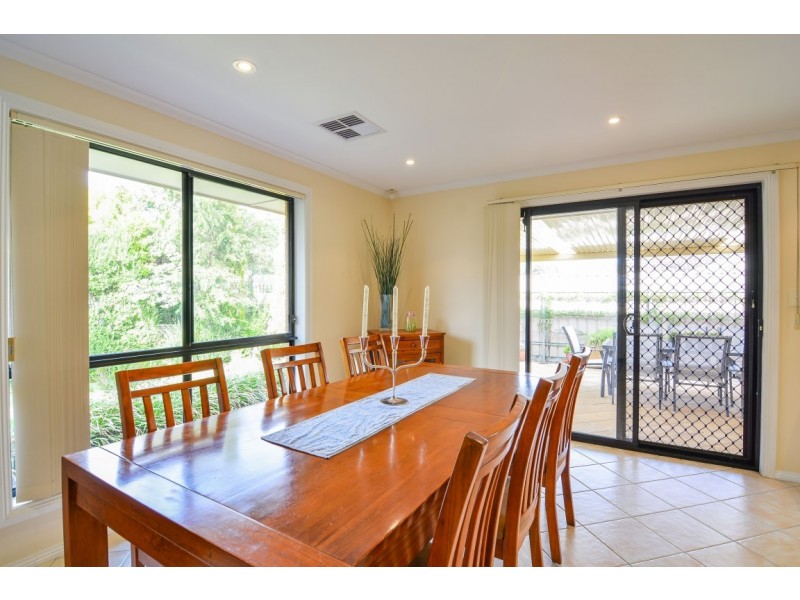 84 Jimmy Watson Drive, Woodcroft SA 5162