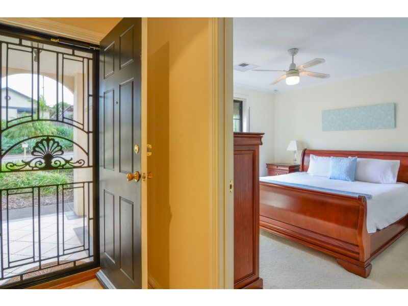 84 Jimmy Watson Drive, Woodcroft SA 5162