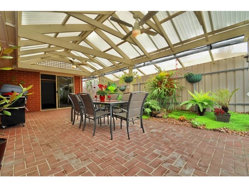 30 Dorrien Avenue, Woodcroft SA 5162