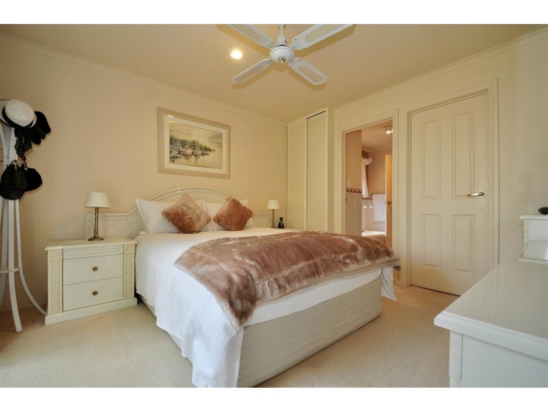 30 Dorrien Avenue, Woodcroft SA 5162