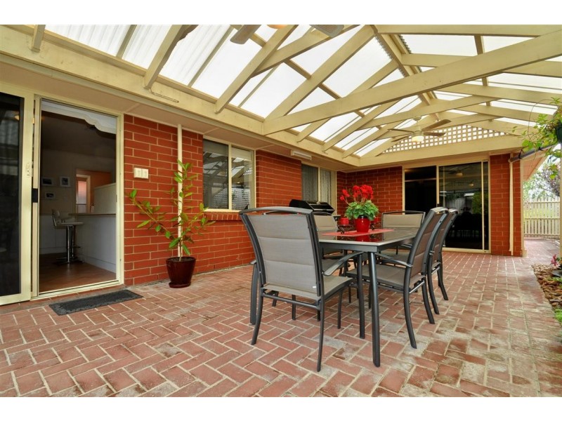 30 Dorrien Avenue, Woodcroft SA 5162