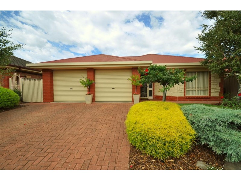 30 Dorrien Avenue, Woodcroft SA 5162