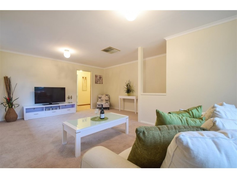 46 Bordeaux Drive, Woodcroft SA 5162