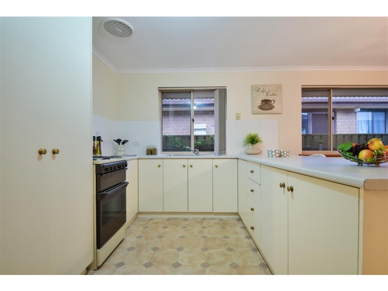 46 Bordeaux Drive, Woodcroft SA 5162