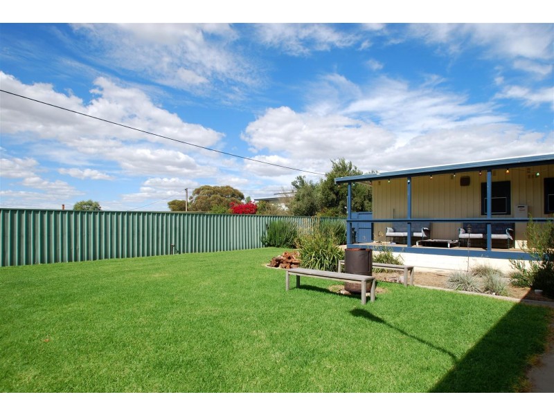 7 Raye Street, Wellington SA 5259