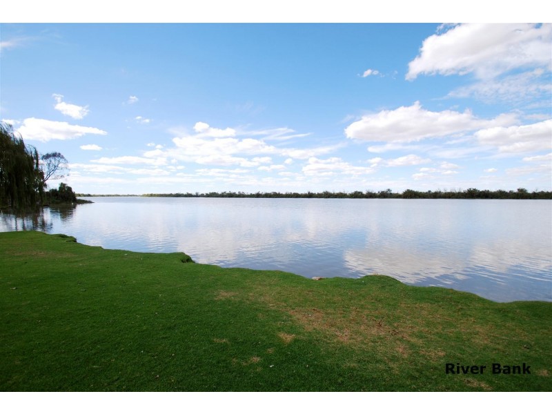 7 Raye Street, Wellington SA 5259