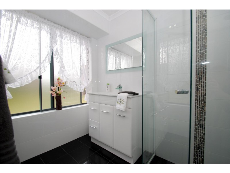 27 Whittaker Avenue, Old Reynella SA 5161