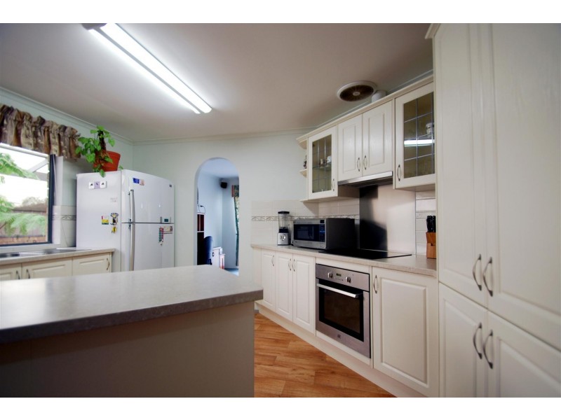 27 Whittaker Avenue, Old Reynella SA 5161