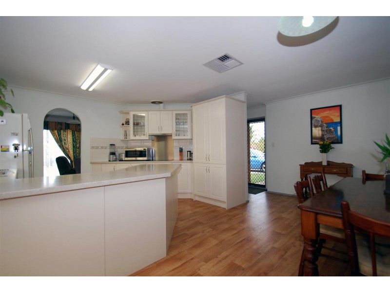 27 Whittaker Avenue, Old Reynella SA 5161