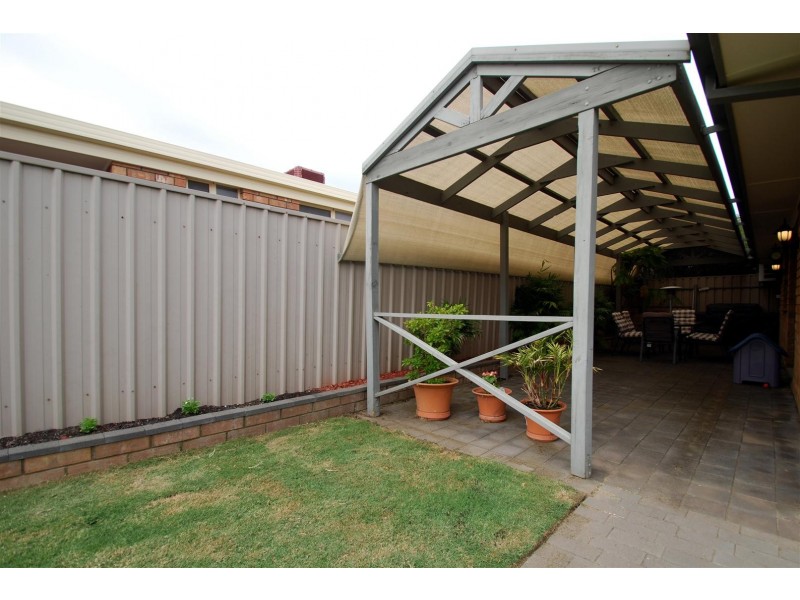 27 Whittaker Avenue, Old Reynella SA 5161