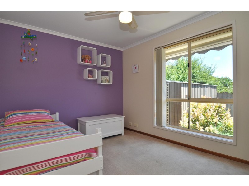 4 Moncur Street, Woodcroft SA 5162